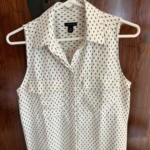 Ann Taylor - Elegant Cream Sleeveless Top, XS